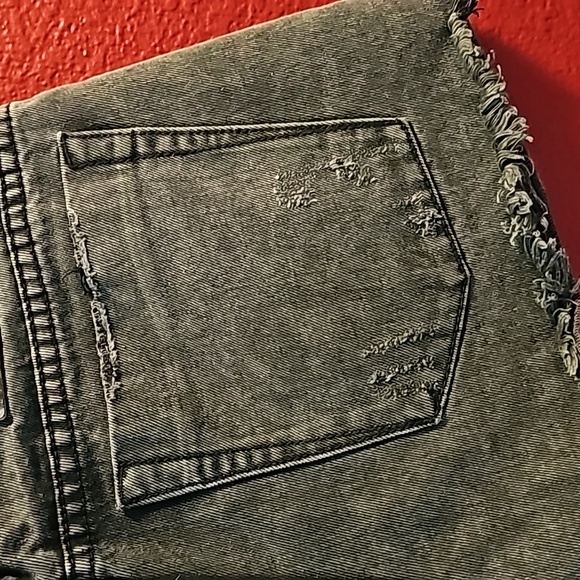 One Teaspoon Bonitas shorts - Picture 5 of 8